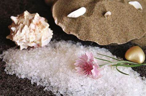 Dùng muối để hóa giải năng lượng xấu trong nhà