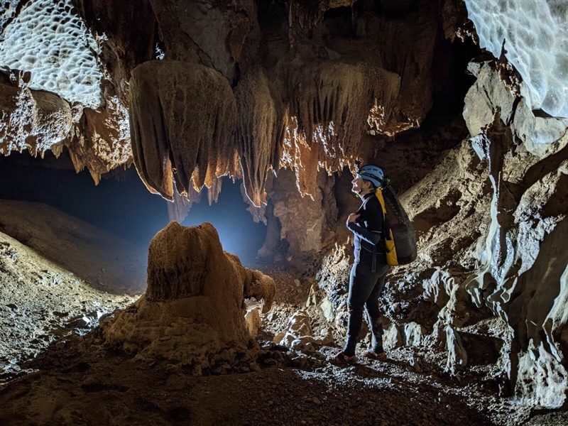 Phát hiện thêm hệ thống hang động với thạch nhũ độc đáo ở Quảng Bình